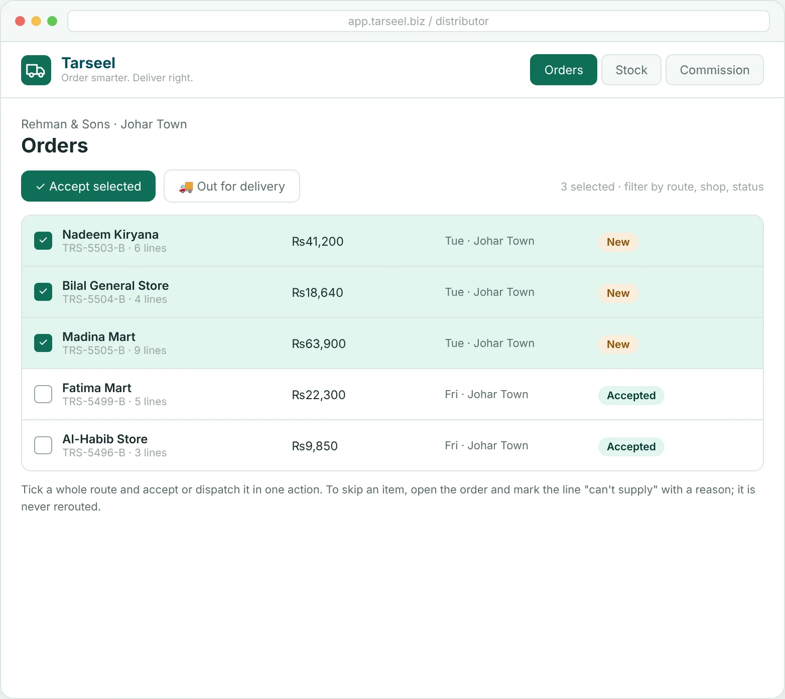 Distributor dashboard with three orders selected